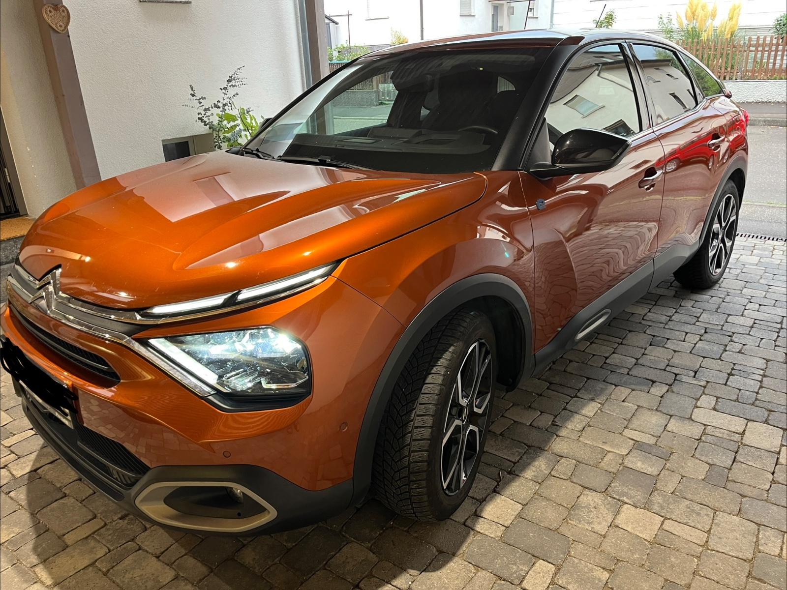 Citroën ë-C4 Shine | DEKRA SOH 91% | unfallfrei