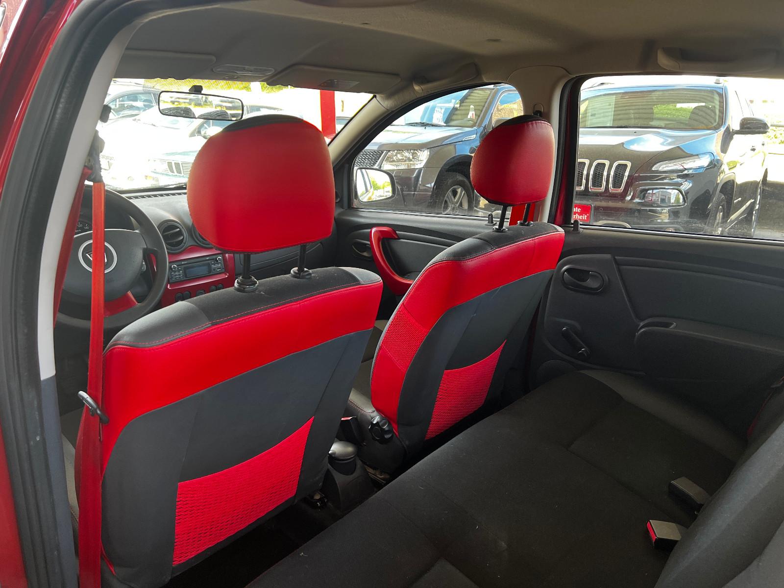Dacia Sandero 2012 — photo 11