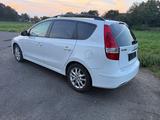 Hyundai i30 CW 1.6 CRDi 66 kW Edition20 - Hyundai i30 aus 2011: Cw