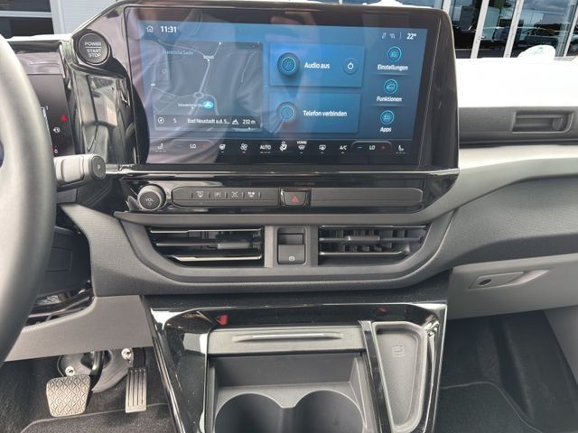 Fahrzeugabbildung Ford Tourneo Custom 2.0 320 L1 Nugget Titanium