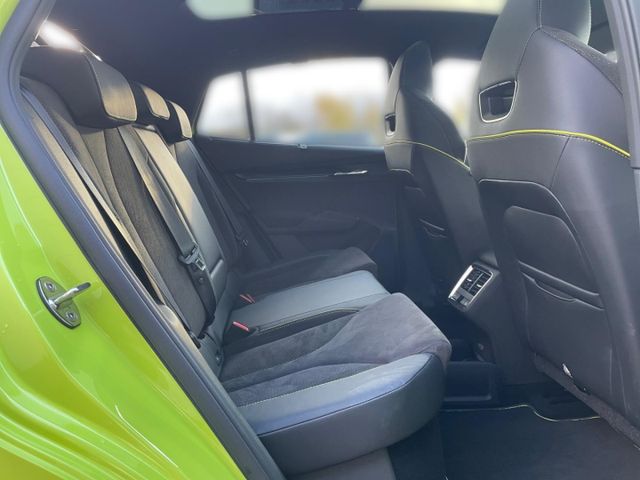 ENYAQ iV Coupe RS, AHK Panodach Soundsystem