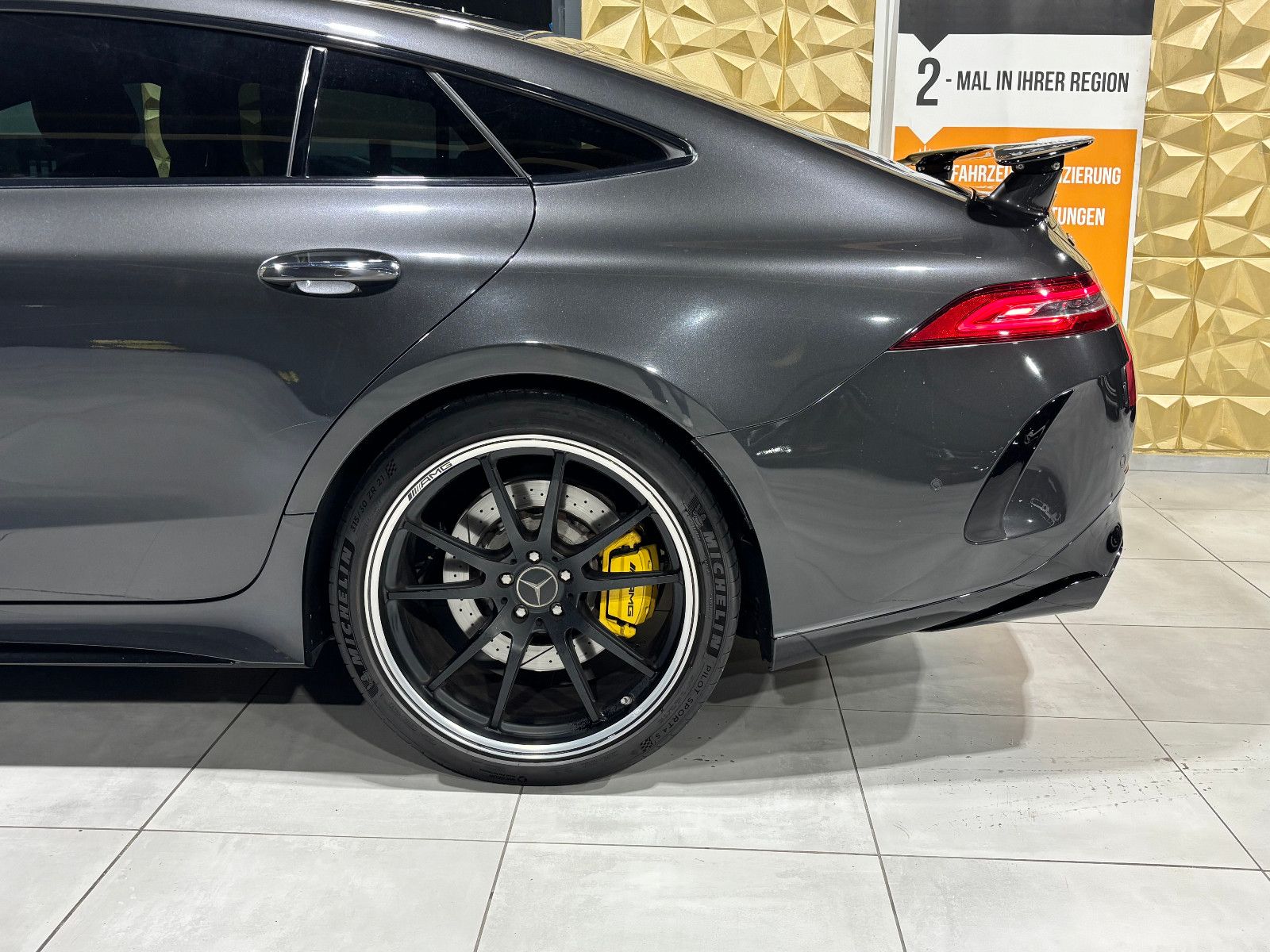 Fahrzeugabbildung Mercedes-Benz AMG GT 4-trg. 63 S 4Matic+/AERO-KIT/PANO/MASSAGE
