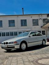 BMW 520i - Youngtimer Sammlermarkt / E39 - BMW aus 1999: E39