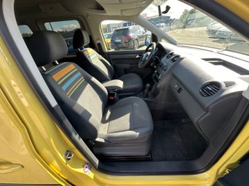 Volkswagen Caddy - 11