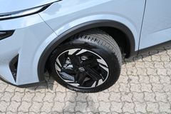 NISSAN Qashqai 1.3 DIG-T N-Connecta 4x4 Navi CarPlay