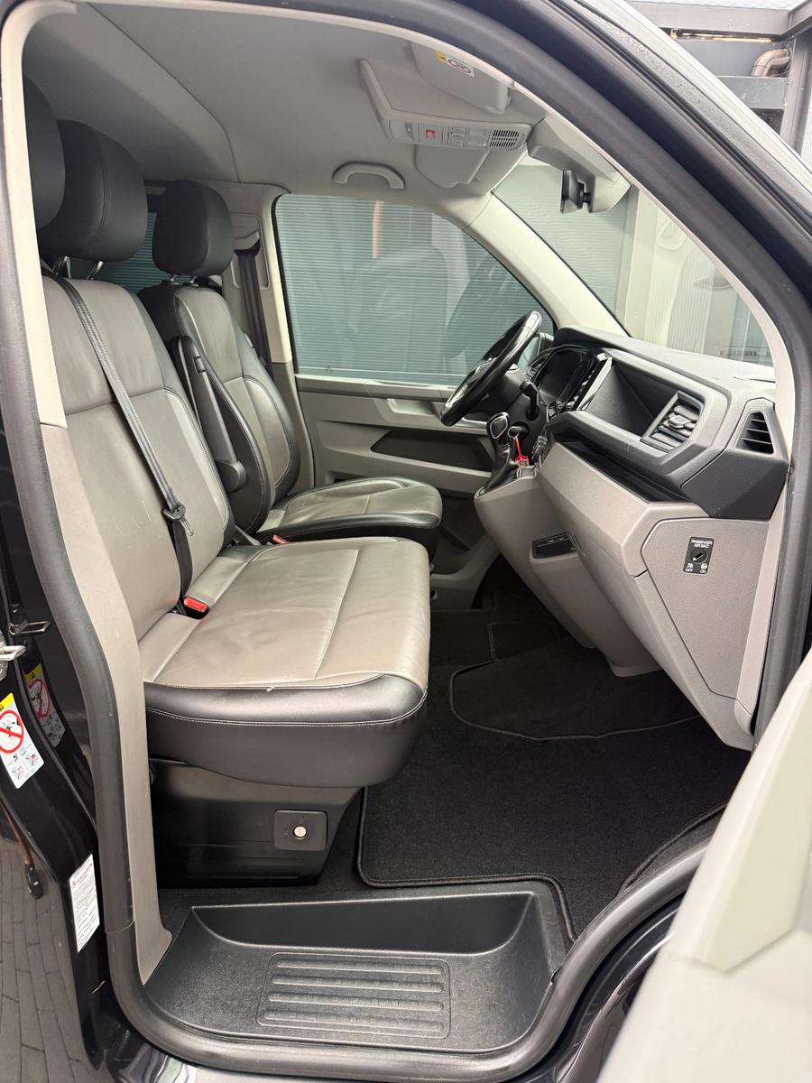 Volkswagen T6.1 Caravelle DSG Lang Navi Ahk 9sitz Rollstuhl