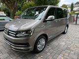 Volkswagen T6 Multivan - Volkswagen T6 Multivan mit Diesel-Antrieb: Beige, Alcantara