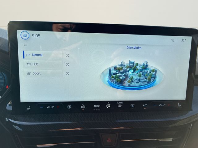 Ford Focus Turnier ST-Line X 1.0 Navi+AHK+Kamera+LED+