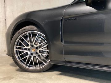 Porsche Panamera - 7