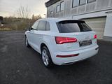 Audi Q5 40 TDI quattro sport AHK Automatik Scheckeft - gebrauchte Audi Q5 aus dem Jahr 2020