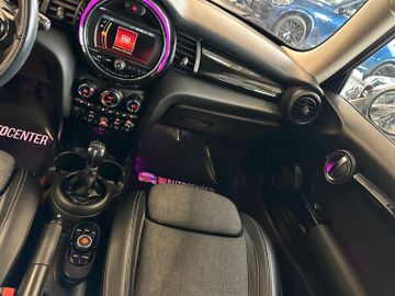 MYAUTOCENTER – Gebraucht- und Jahreswagen mit Werkstattservice in Pfaffenhofen MINI ONE Mini 3-trg. *2. Hand*Klima*SHZ*Bluetooth*LED