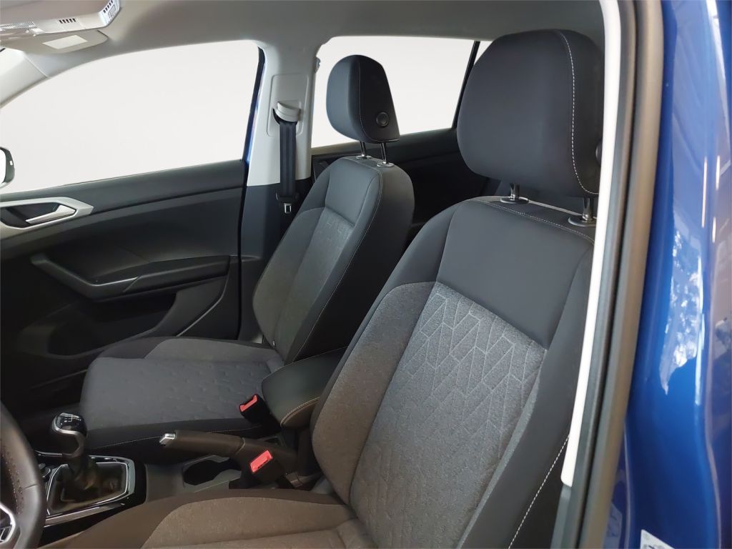 Fahrzeugabbildung Volkswagen T-Cross 1.0 TSI Life App Connect Navi ACC