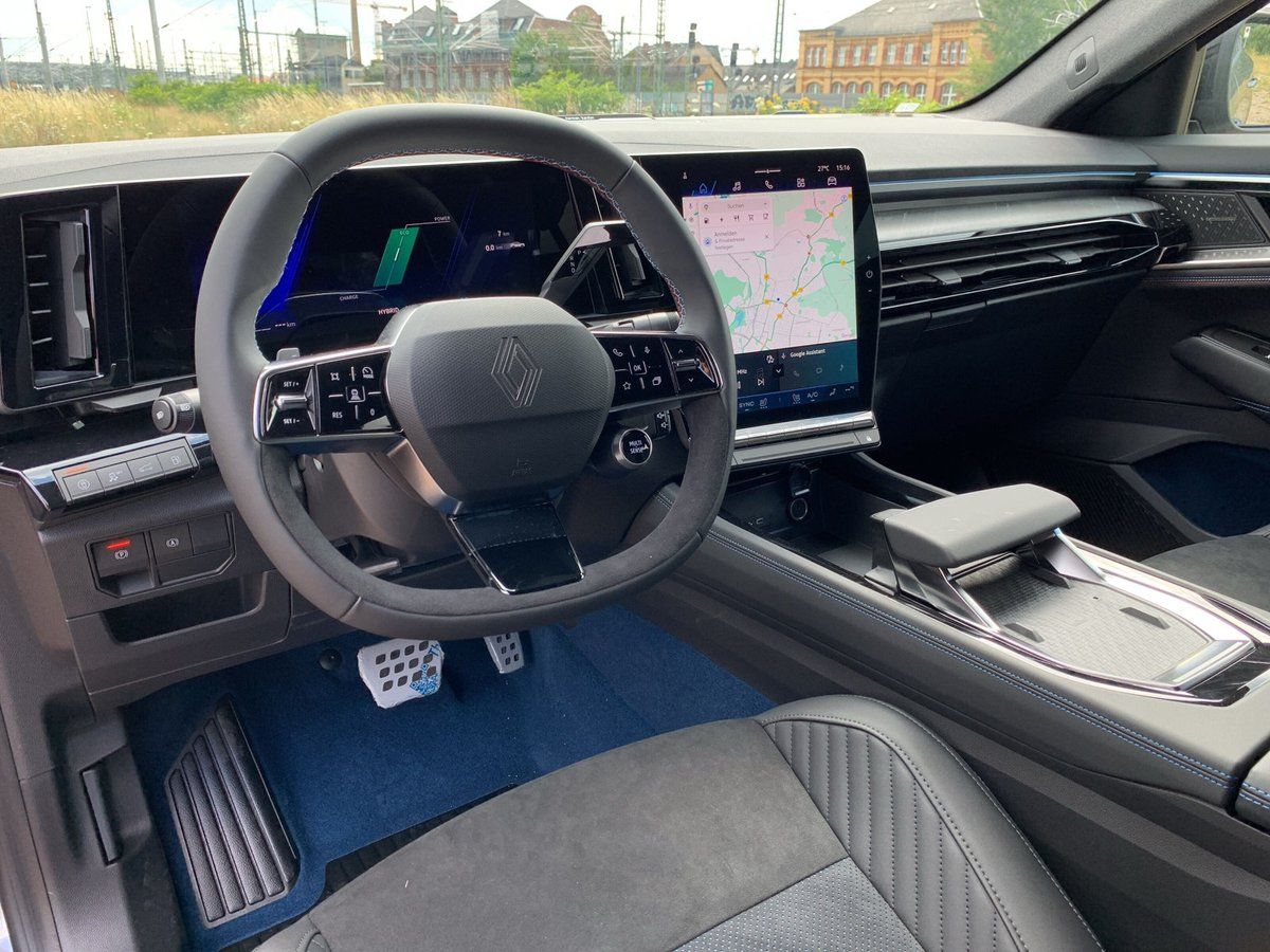 Renault Rafale - Bild 10