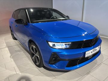 Fotografie 3 des Opel Astra Sports Tourer 1.2 Turbo Automatik GS