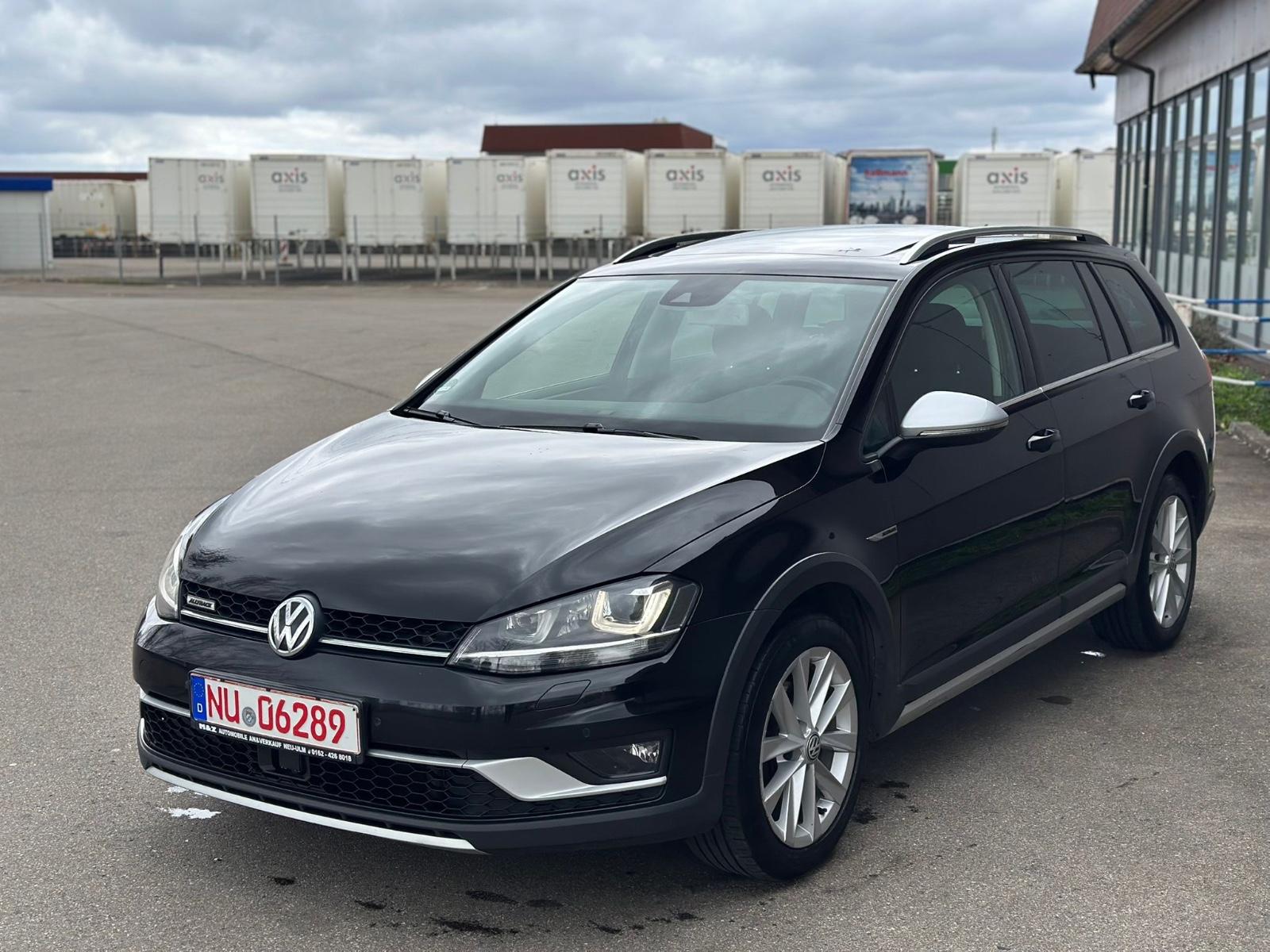 Volkswagen Golf 2015 — interior