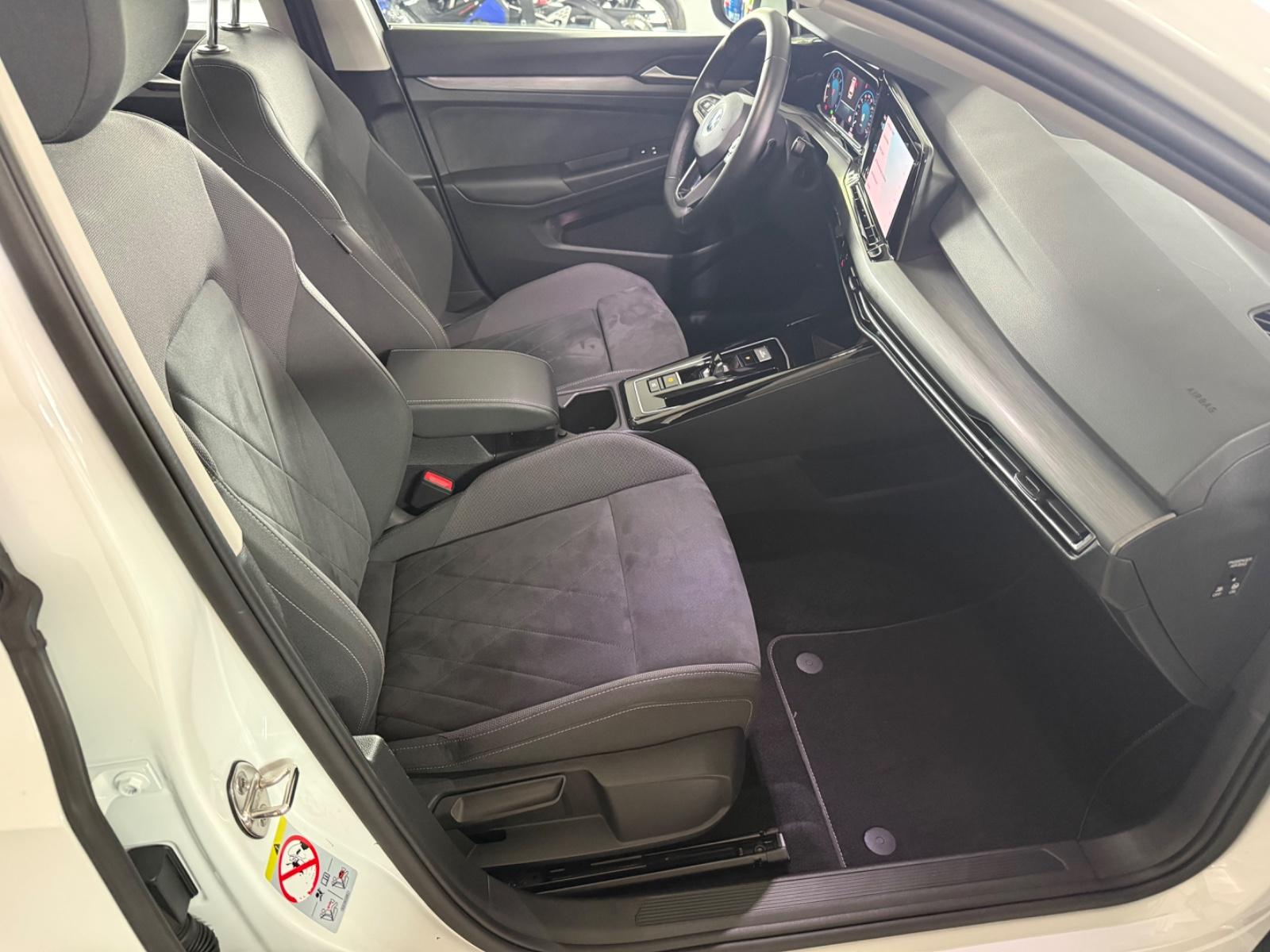 Volkswagen Golf VIII Variant Style, миниатюра 16