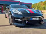 Porsche Panamera Turbo  - Porsche: Turbo