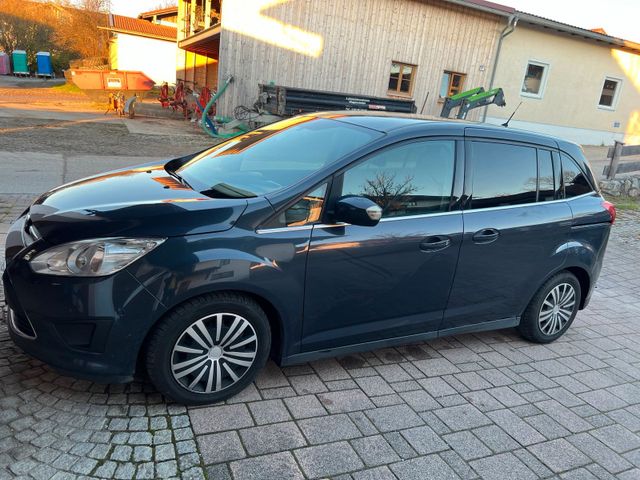 Volkswagen Grand C-Max 1,6 Neu Tüv 7sitzer