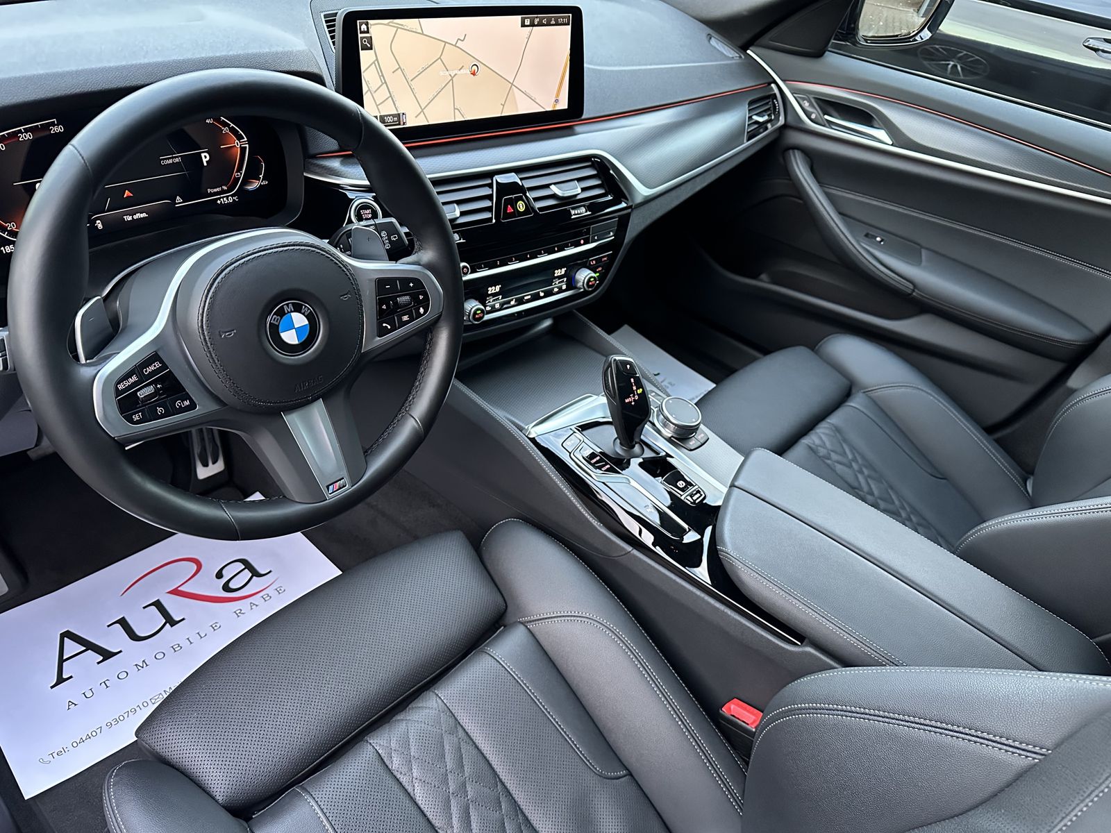 Fahrzeugabbildung BMW 520d Touring M-Sport NAV+LED+AHK+PANO+KAM+HIFI