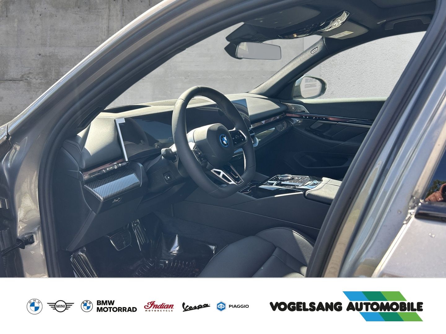 Fahrzeugabbildung BMW 530 e Touring M Sport Pro Park-Assistent Plus 20