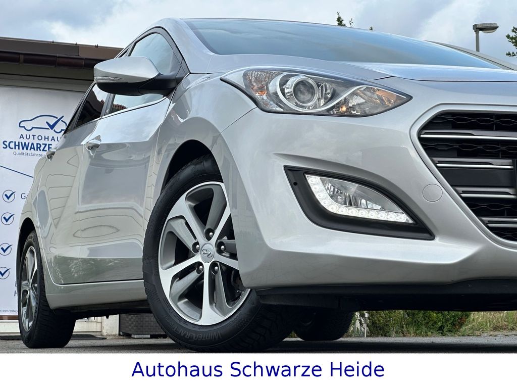 HYUNDAI i30 – Vorschaubild 7