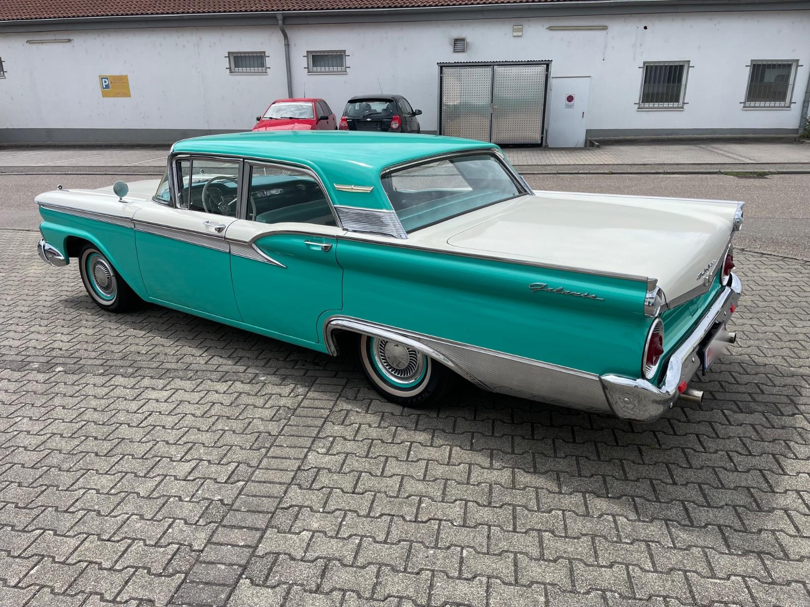 Car Image 20