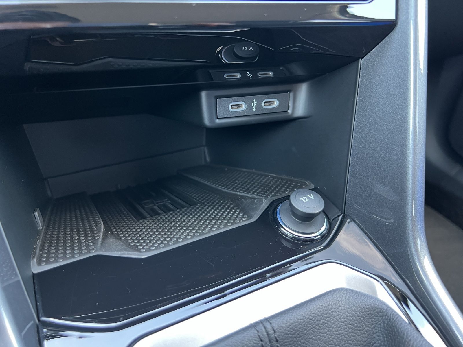 T-Roc Style 1.5 TSI DSG AHK*Navi*ACC*CarPlay