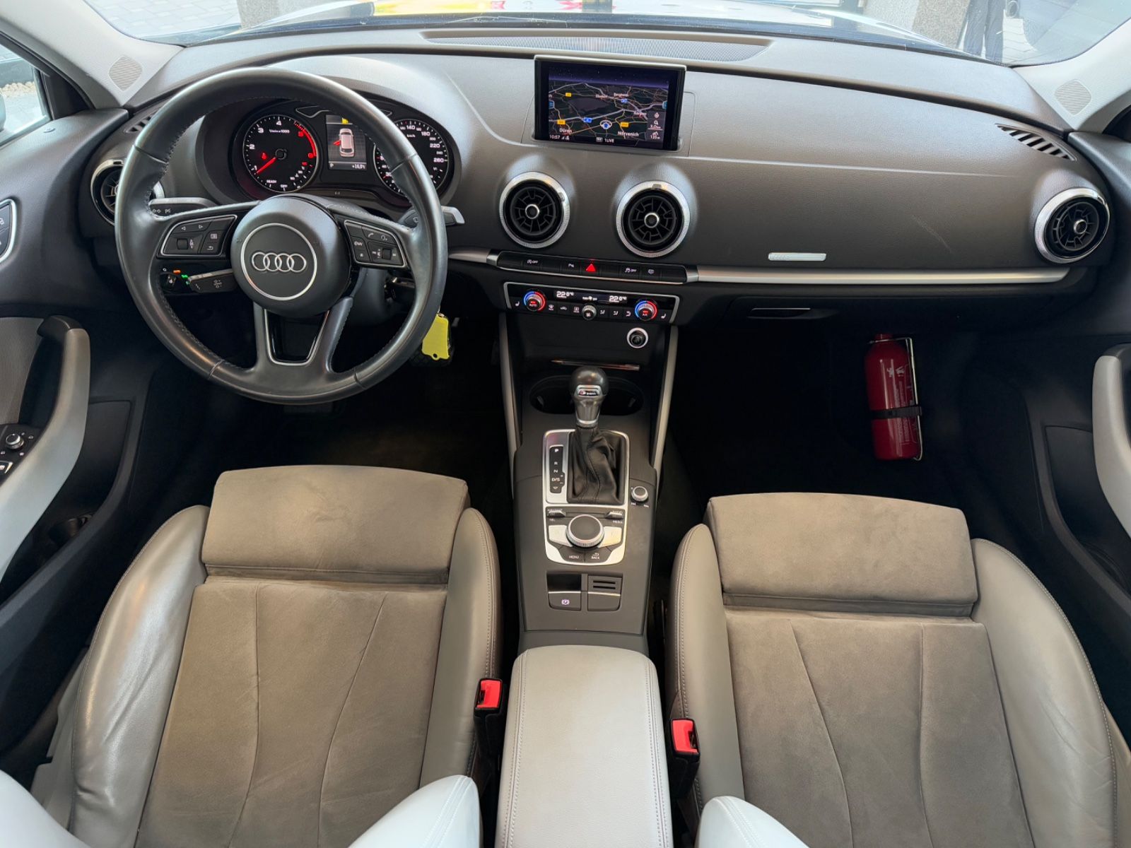 Audi A3 Sportback Automatik Navi Klima SHZ Alcantara foto 12