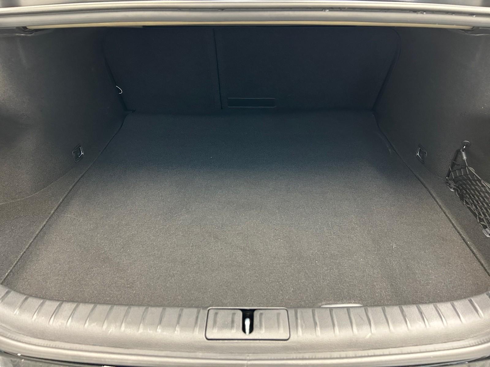 Genesis G70 Sedan 2.0 T-GDi Sport