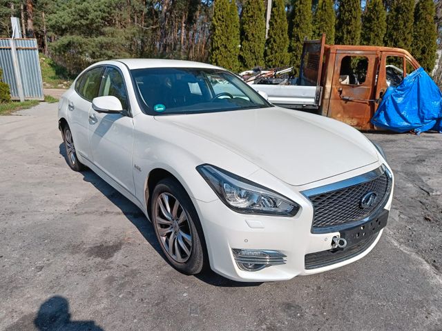 Infiniti Q70 37 V6 HYBRID Sport Tech Auto