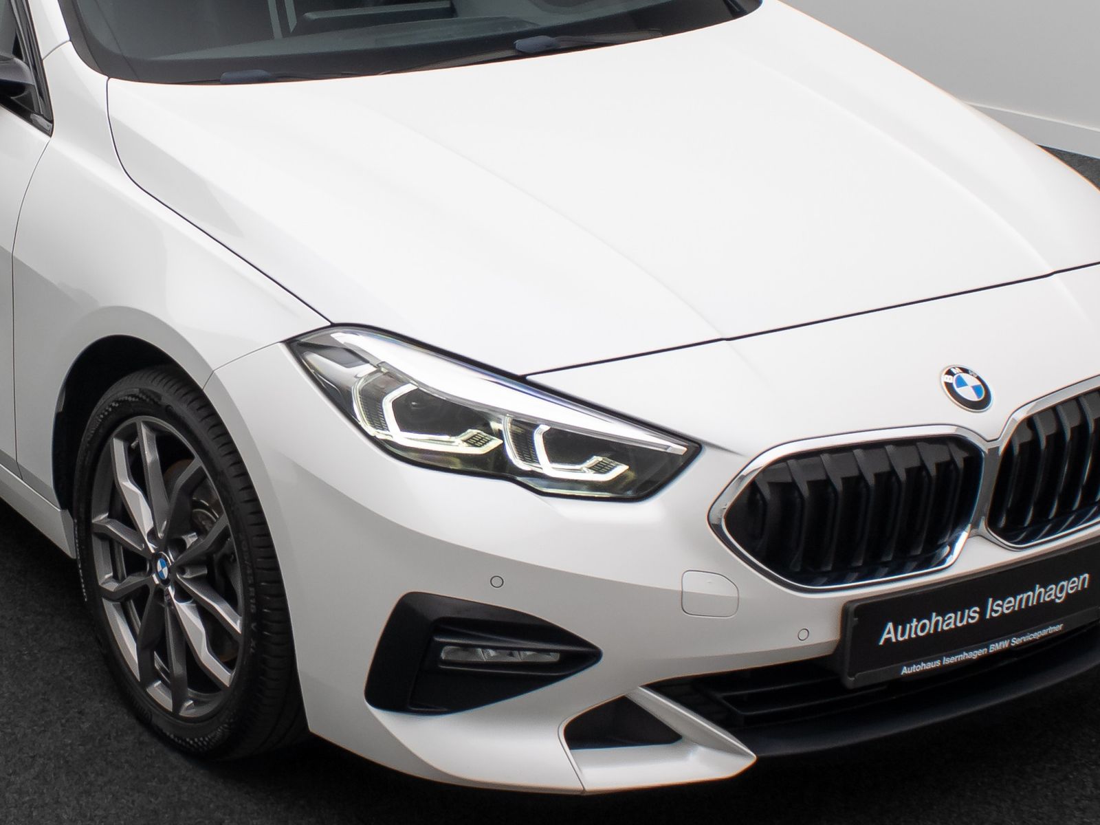 Fahrzeugabbildung BMW 220d Gran Coupé Sport Line HUD DAB Alarm Komfort