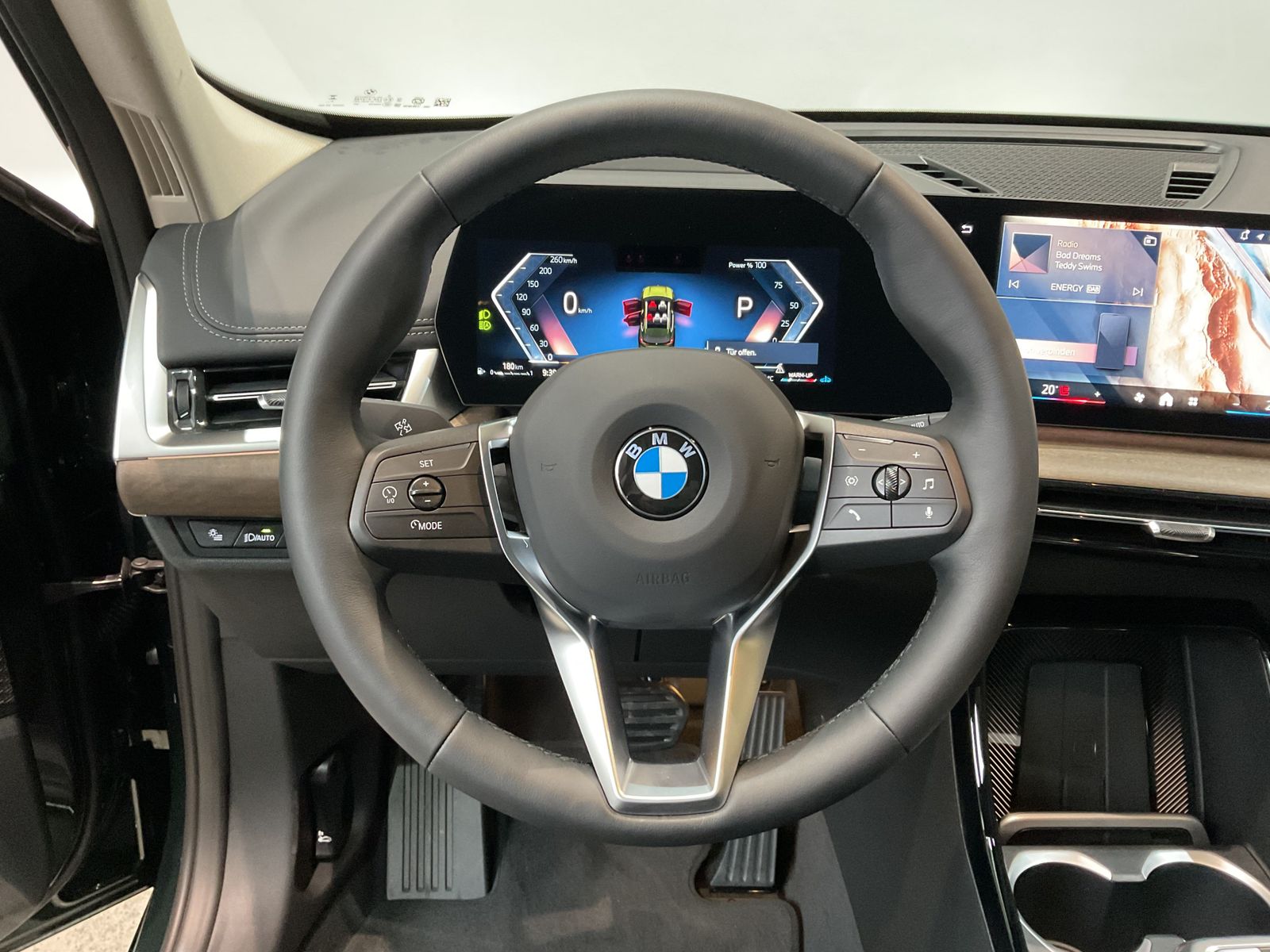 Fahrzeugabbildung BMW X1 sDrive20i AHK, Head-Up Display, Panorama Glas