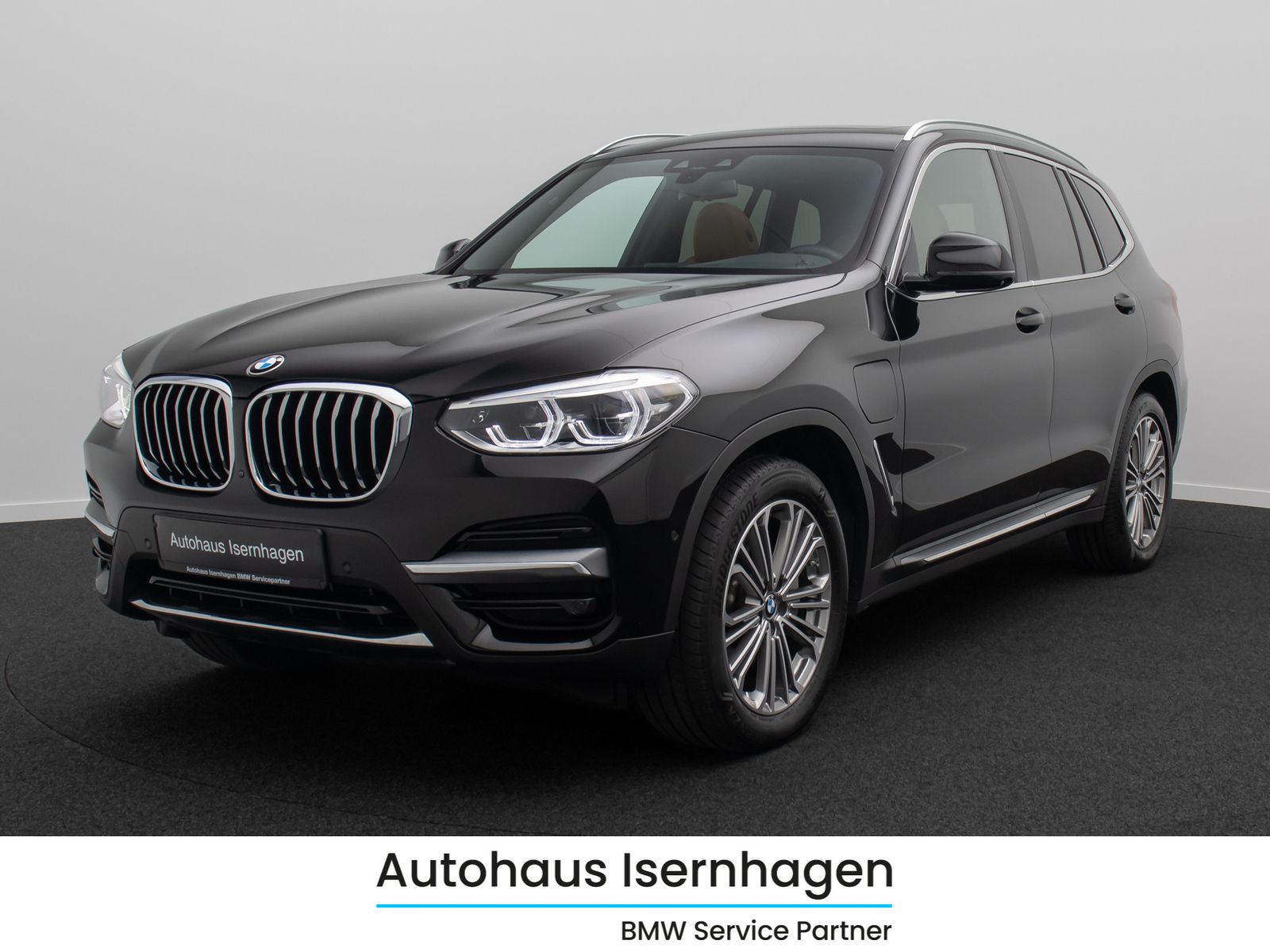 Fahrzeugabbildung BMW X3 xD30e LuxuryLine HUD 360&deg;Panorama HiFi 19Zoll