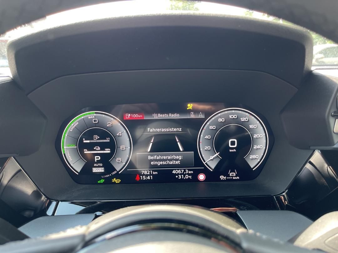 Fahrzeugabbildung Audi A3 allstreet 40 TFSI e S tronic Kamera,LED,Navi