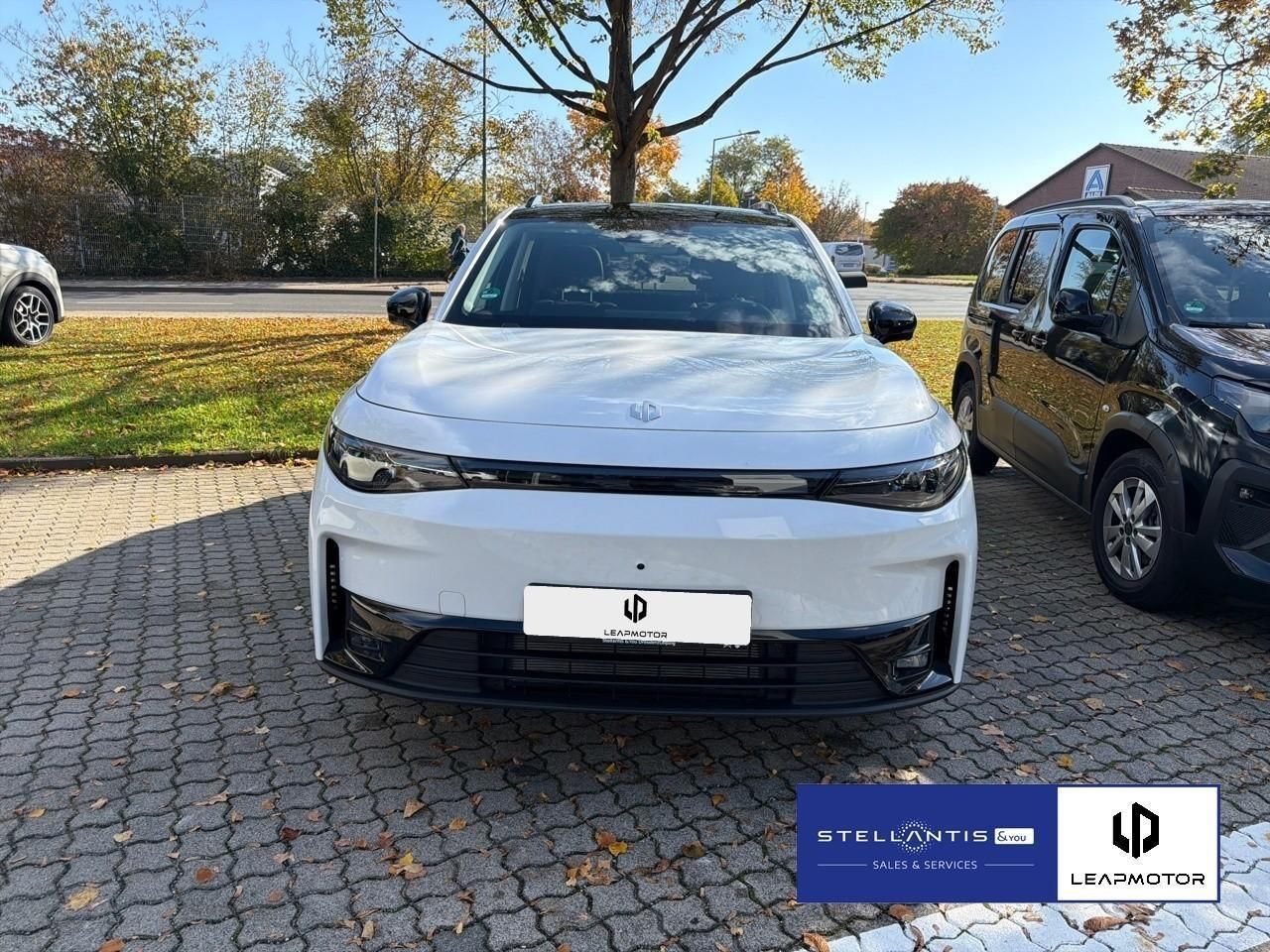 Leapmotor C10 158 kW Hybrid EV Design imagem 2