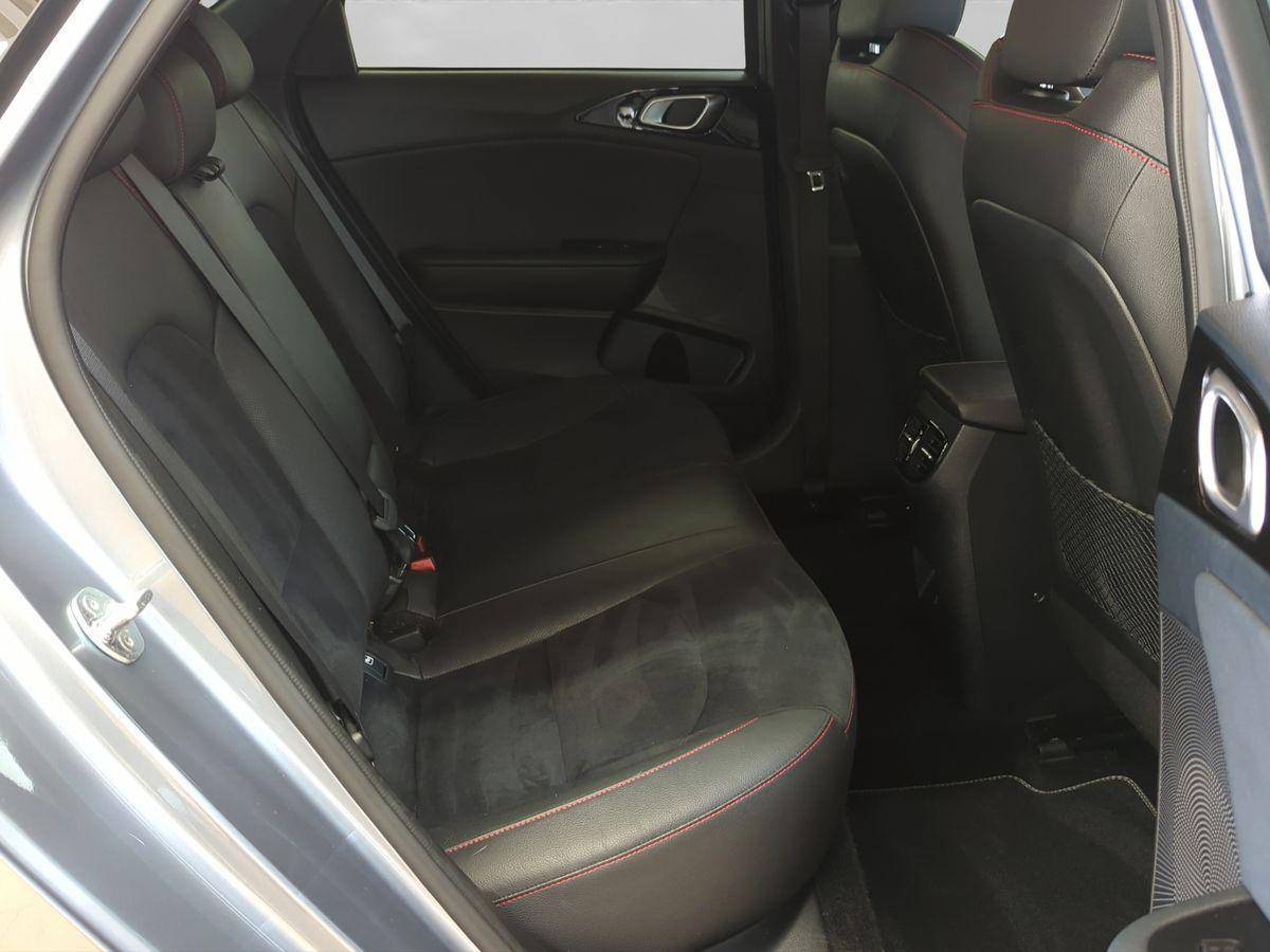Kia PROCEED 1.6T GT NAVI+LED+KAMERA+CARPLAY+SITZHEIZ