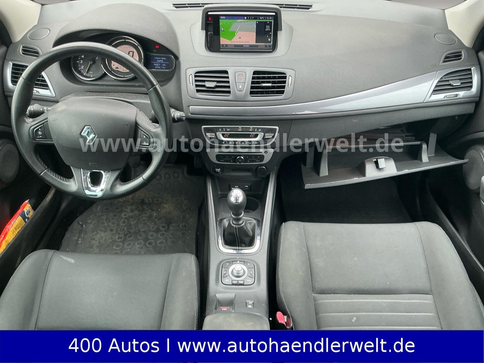 Renault Megane 2015 — photo 11