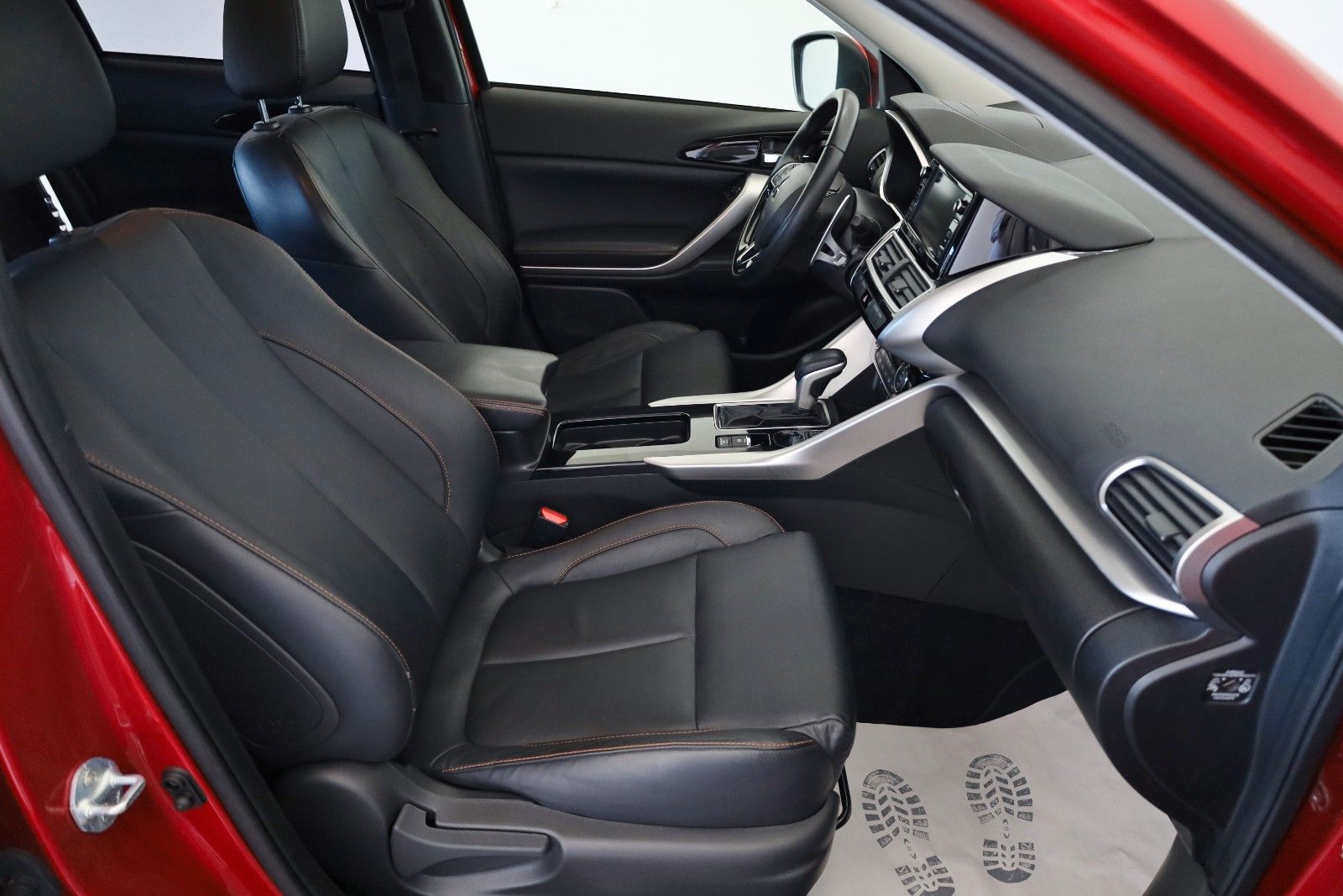Fahrzeugabbildung Mitsubishi Eclipse Cross Top 2WD Leder,Navi,LED,HUD,Panoram