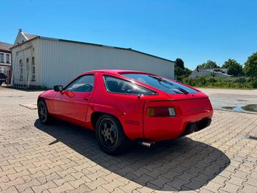 1982 Porsche 928 照片 4