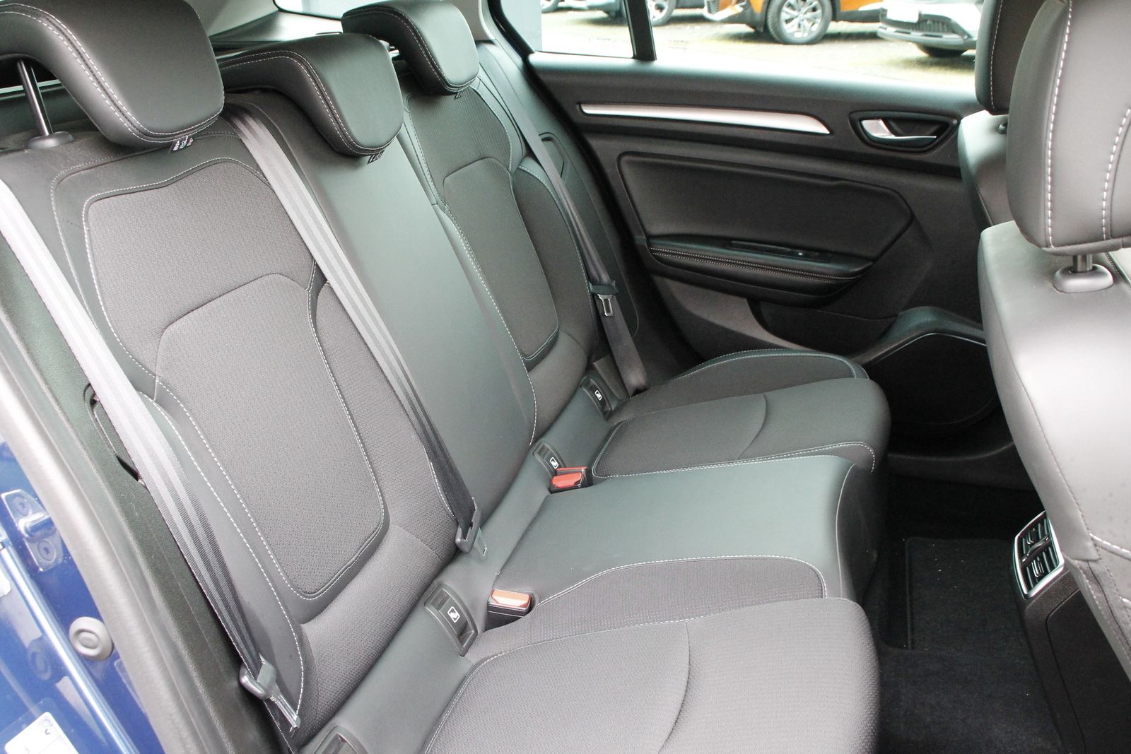 Fahrzeugabbildung Renault Megane IV Grandtour Intens