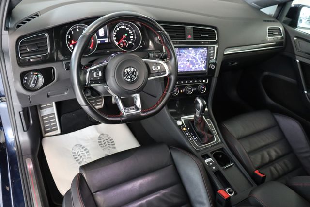 Fahrzeugabbildung Volkswagen Golf VII Lim. GTI Performance BMT|PANO|LEDER|DCC