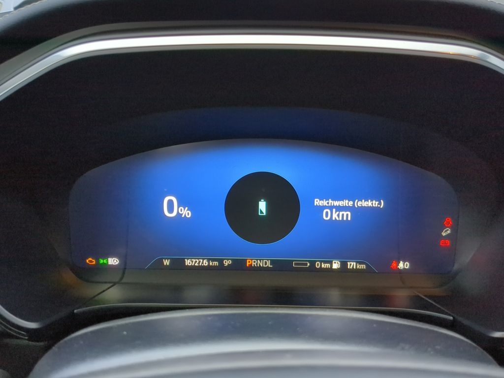 Fahrzeugabbildung Ford Kuga Vignale 2.5 PHEV Automatik -AHK schwenkbar-