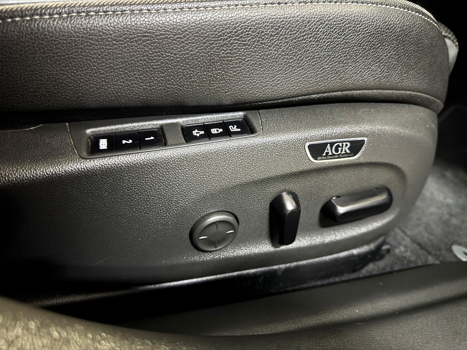 Fahrzeugabbildung Opel Insignia B Sports Tourer GSi 4X4 OPC PERFORMANCE