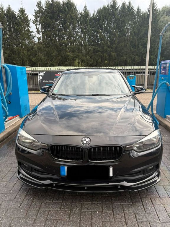 Image of BMW 320
