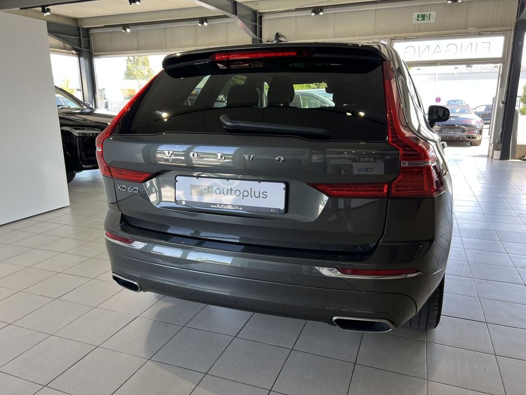 Volvo XC60 D5 Inscription AWD B&W Massage Pano Kamera
