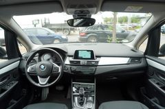 Fahrzeugabbildung BMW 218i Gran Tourer Advantage Pano Kam 7Sitzer SHZ!