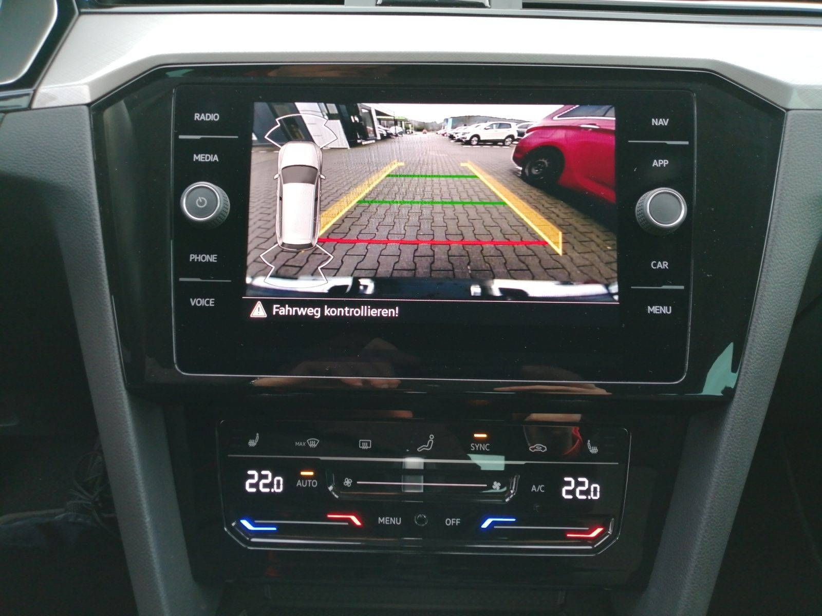 Volkswagen Passat Variant - Bild 18