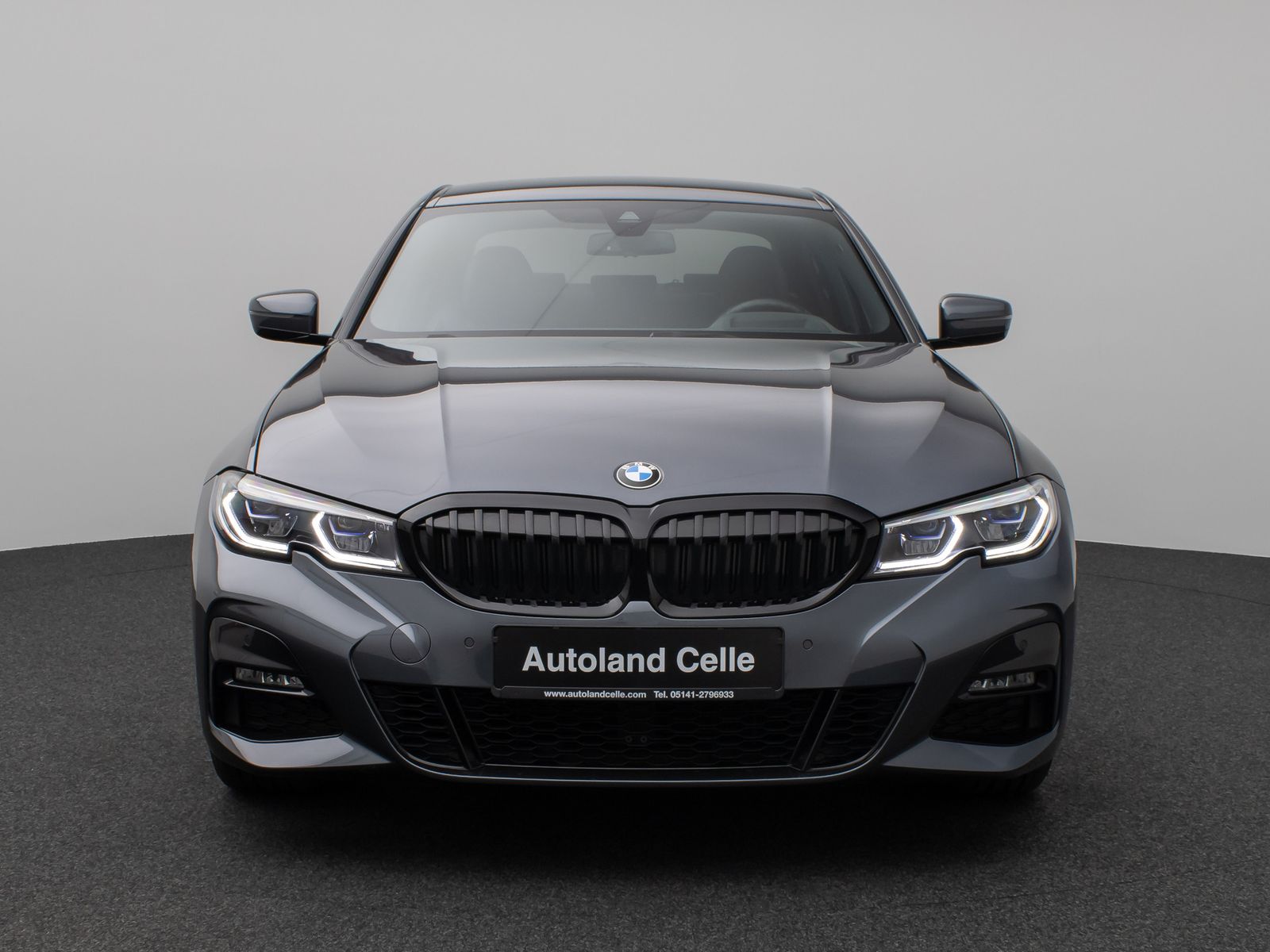 Fahrzeugabbildung BMW 330i xD M Sport Kamera Laser HUD DAB Komfort 19"
