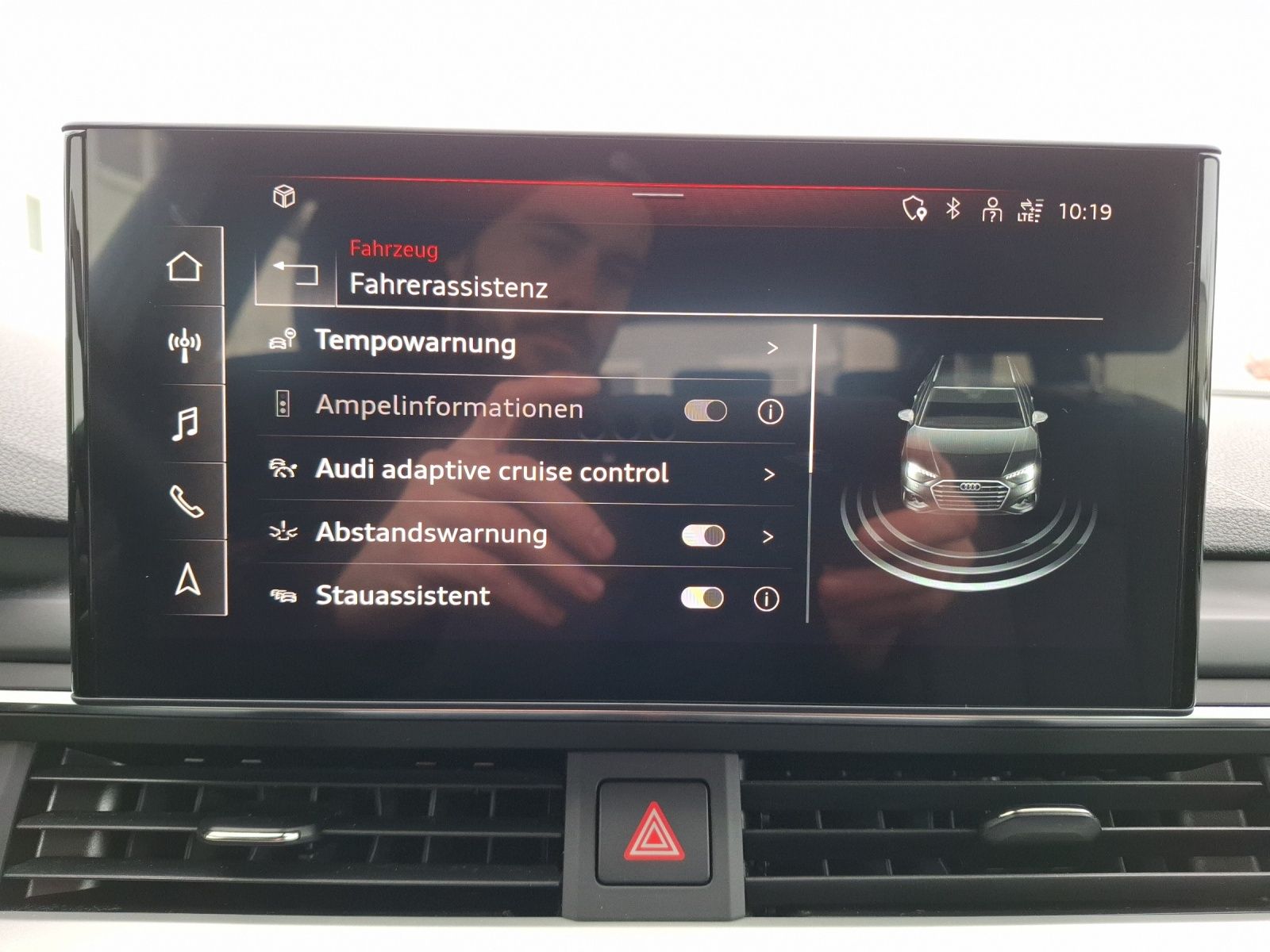 Fahrzeugabbildung Audi A4 Avant 40 TDI advanced quattro S-tronic LED AH