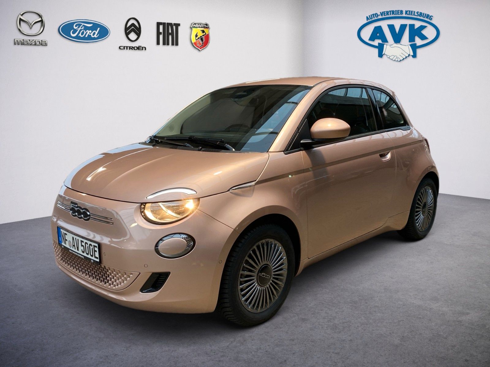 Fiat 500e Icon mit Komfort-Paket 42kWh MY25 imagem 2